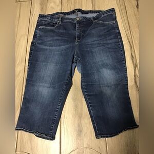 NYDJ Cool Embrace Jeans Denim Capri Stretch Women’s Size 18W Blue LIFT X TUCK
